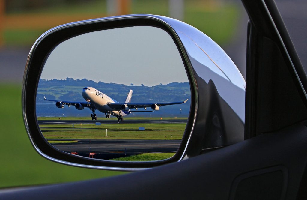 Louer une voiture à l'aéroport est-elle une bonne idée ?