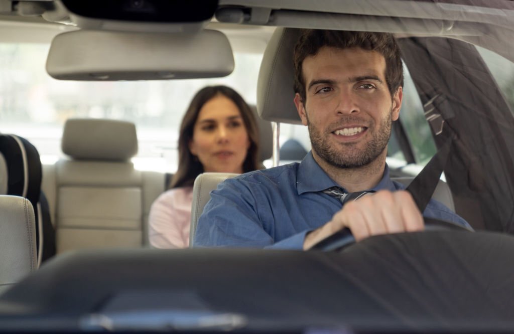 Pourquoi opter pour la location voiture avec chauffeur pour votre séjour en Tunisie