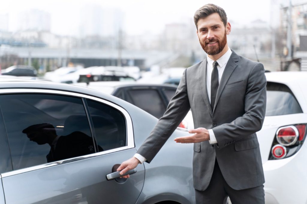 La location de voiture avec chauffeur 
